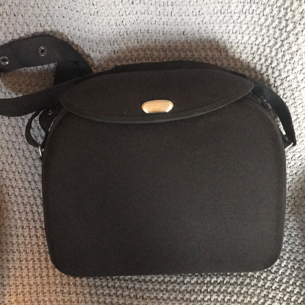 Baby Bjorn Clamshell Diaper Bag